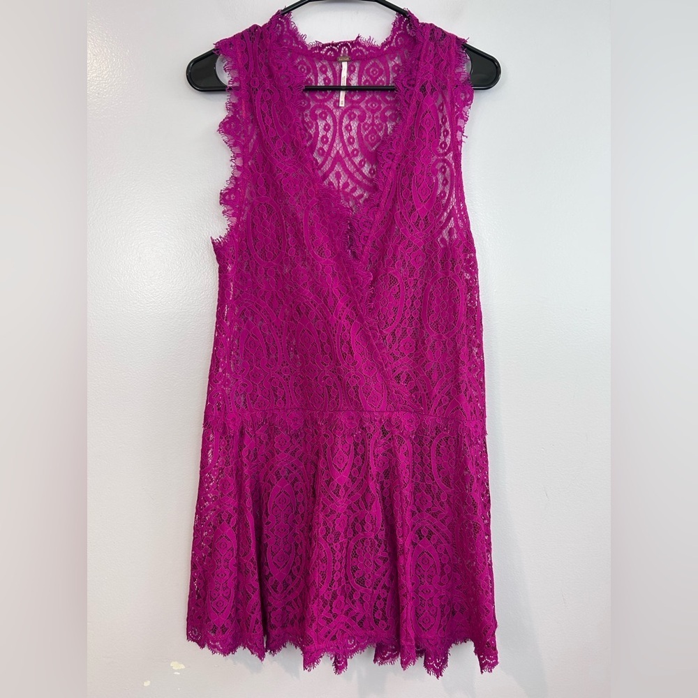 Free People Fuchsia Pink Heart in Two Lace Sheer Sleeveless V-neck Mini Dress XS